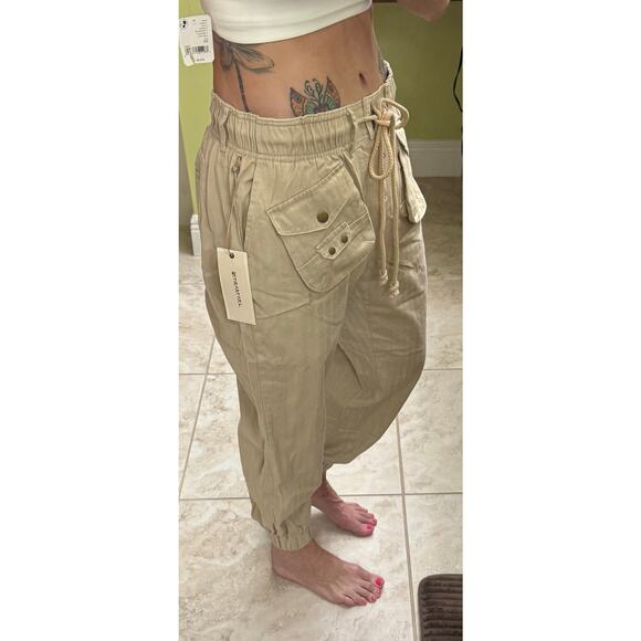 Blue velvet Berlin NWT Small Cargo jogger Beige Khaki 100% Cotton - Picture 3 of 14